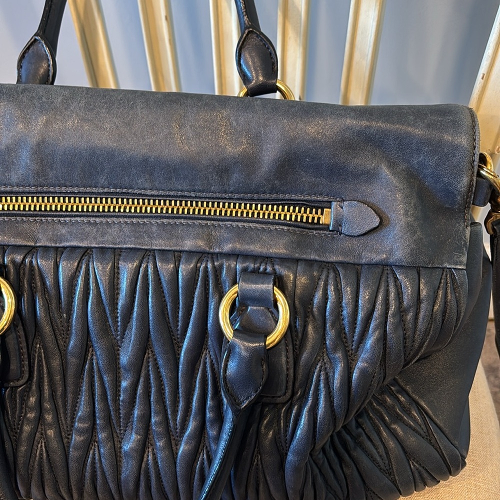 💙👜Miu Miu Bow Bag Matelasse💙 - Picture 6 of 16
